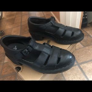 Dr.Martens “Baby” style heeled sandals
